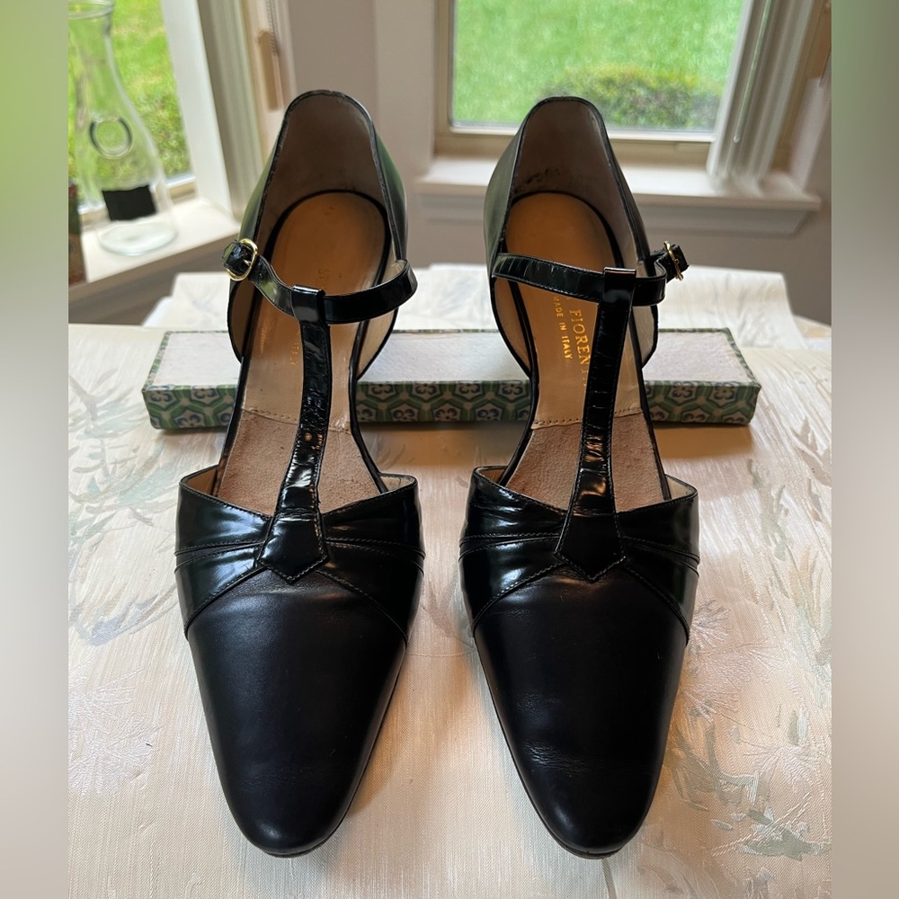 Silvia Fiorentina Black T-Strap Heels with Vintage Design